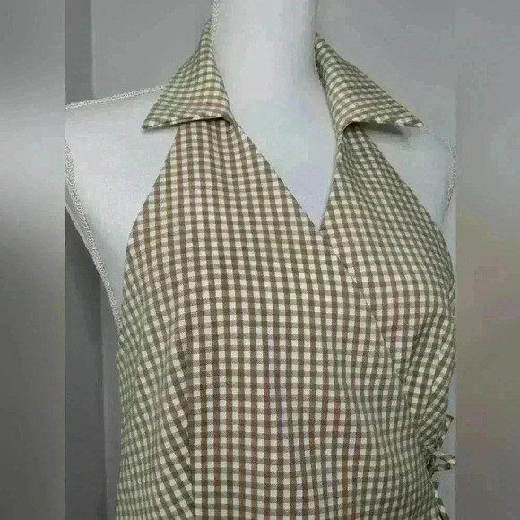 Zara Tan and White Halter Vest - Picture 3 of 9